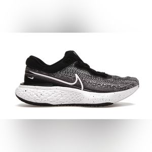NIKE ZOOMX Invincible RUN Flyknit